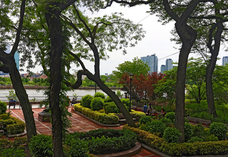 Sutton Park E57th St 01A.jpg