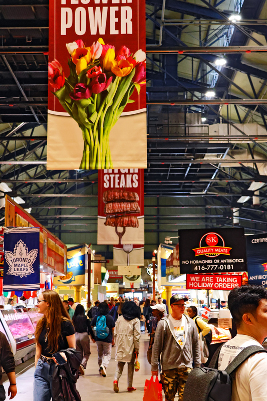 Toronto StLawrence Market 04A(2).jpg