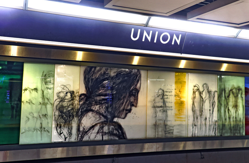 Toronto Subway 03A.jpg