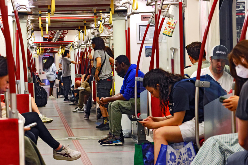 Toronto Subway Train 01A.jpg
