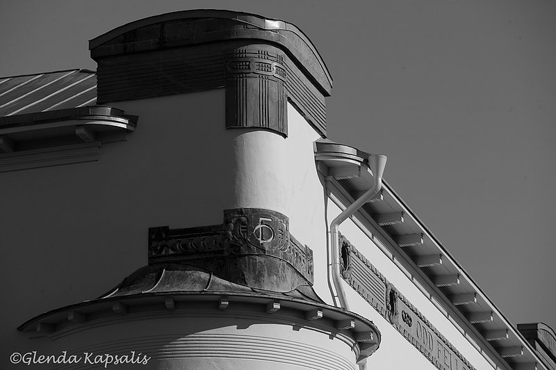 Art_Deco3_Kalmar_SwedenBW.jpg :: Art deco detail 2 on building in Kalmar, Sweden.