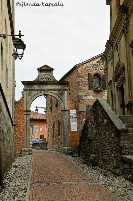 Brick Street Udine.jpg