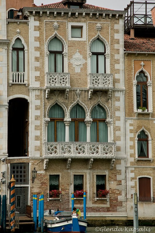 Byzantine Architecture Venice.jpg