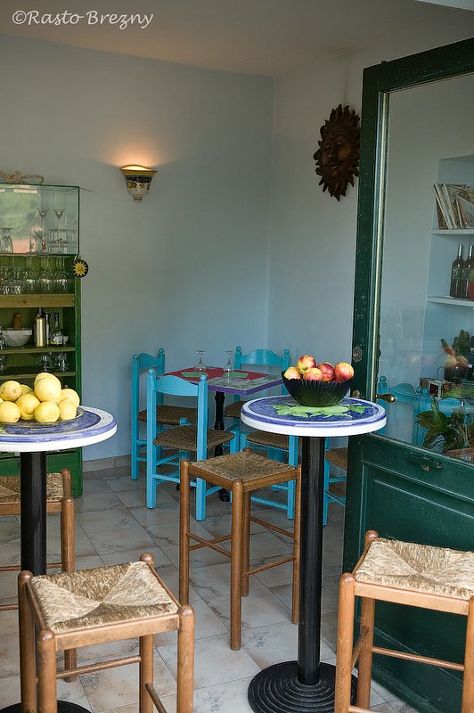 Cafe Riomaggiore.jpg