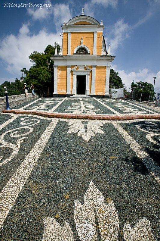 Chiesa di San Giorgio3 Portofino.jpg