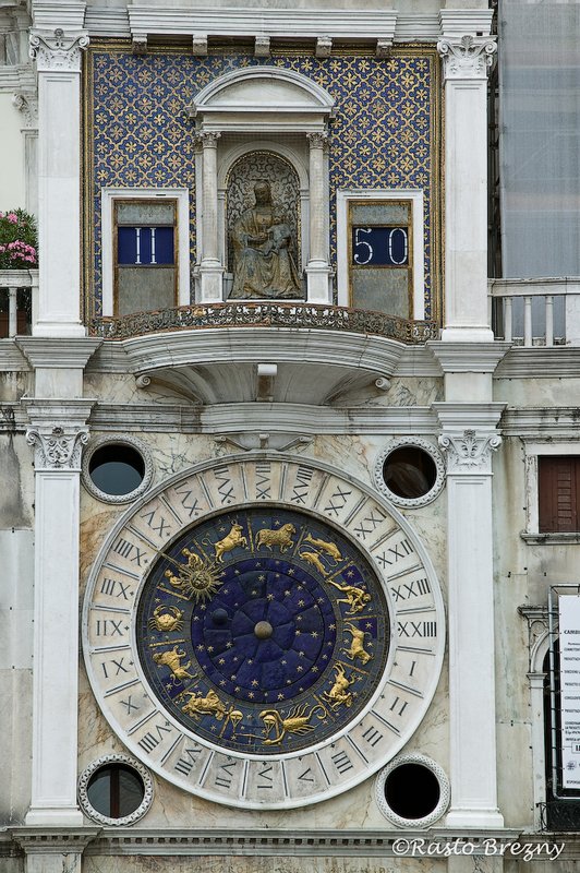 Clock Piazza San Marco.jpg