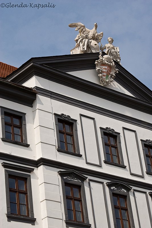 Coat of Arms Bratislava.jpg