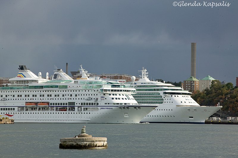 Cruise Ships2 Stockholm.jpg