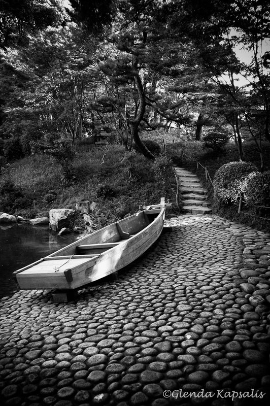 Dry_DockBW.jpg :: Dry Dock in Japan BW