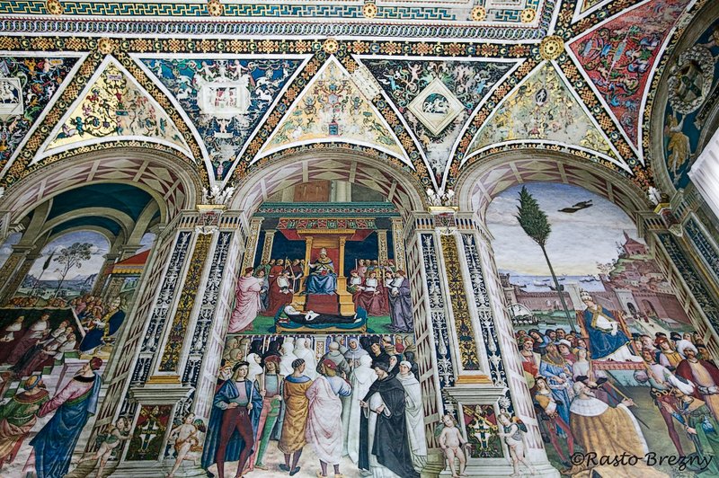 Duomo Interior3 Siena.jpg