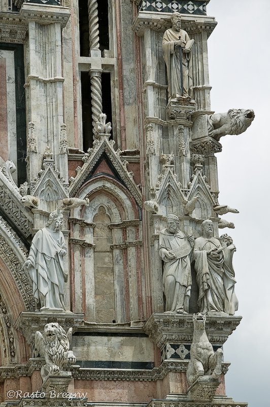 Duomo9 Siena Italy.jpg