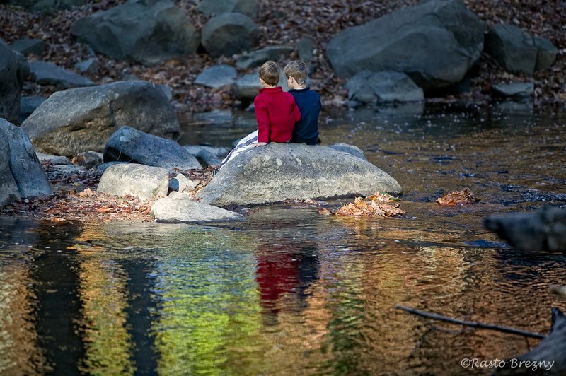 Friends.jpg :: Friends on a Rock in the Creek