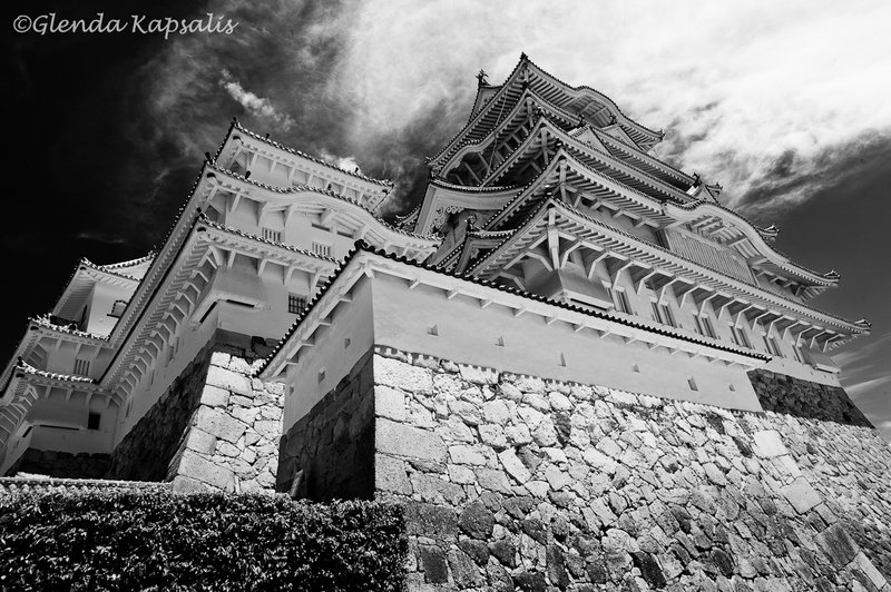 Himeji_Palace3BW.jpg