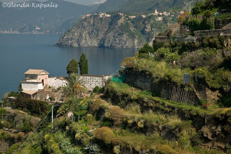 Manarola Cemetary3.jpg