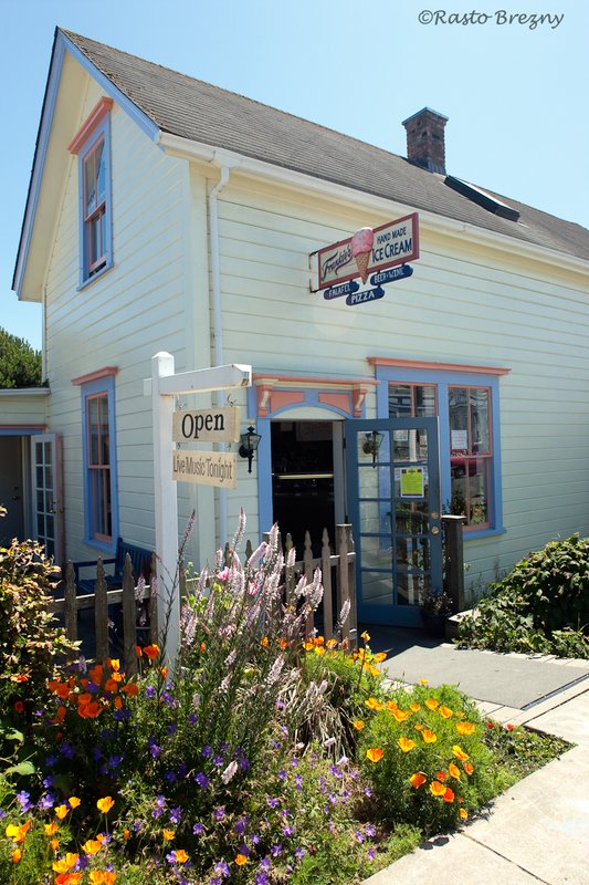 Mendocino Ice Cream.jpg