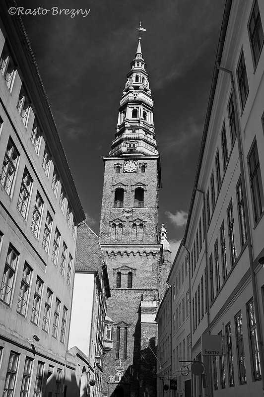 Nicolas_Church_CopenhagenBW.jpg :: Nicholas Church, Copenhagen BW