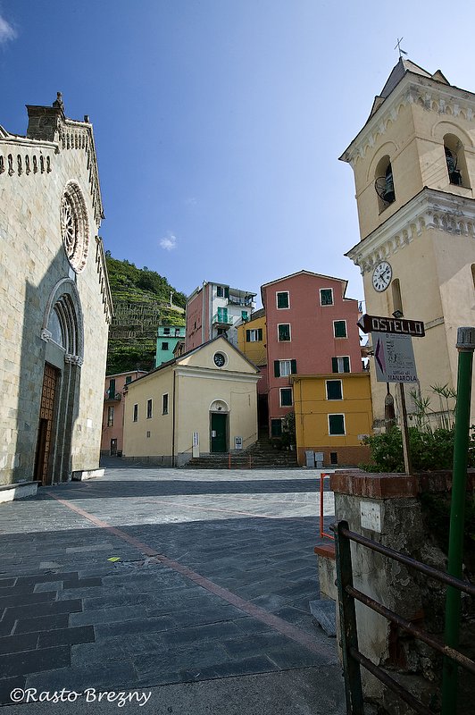 Oratory of Disciplinati2 Manarola.jpg