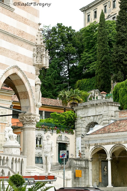 Palazzo del Comune Udine.jpg