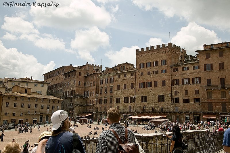 Piazza del Campo6 Siena.jpg