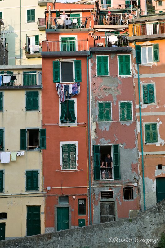 Riomaggiore5 Cinque Terre.jpg