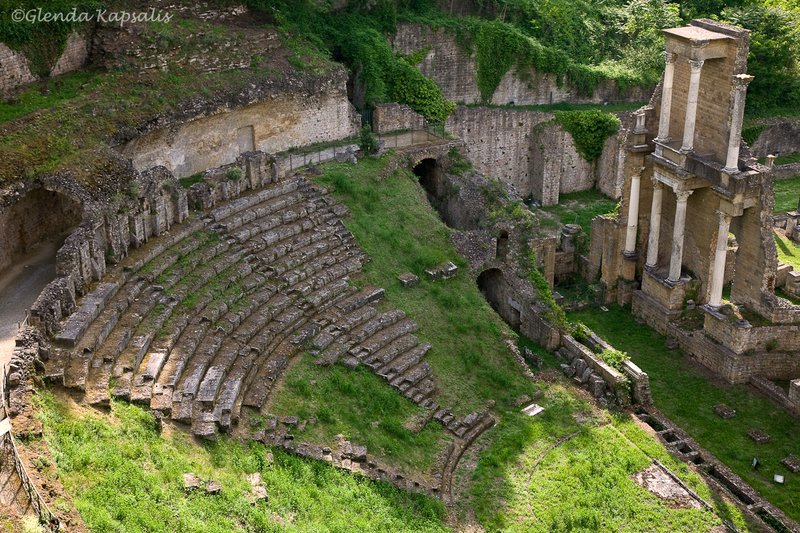 Roman Ruins Volterra.jpg