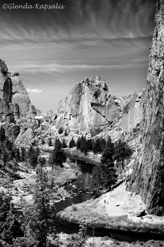 Smith_Rock3_OregonBW.jpg