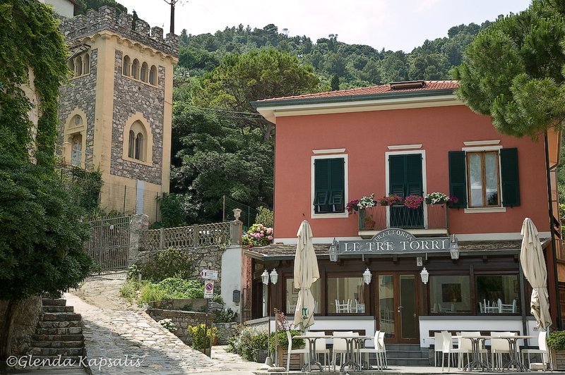 Square Portovenere.jpg