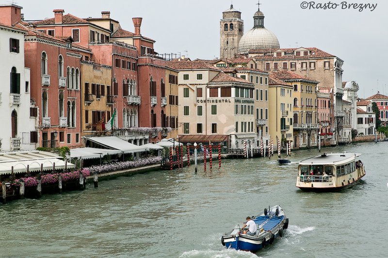 Venice Canal4.jpg