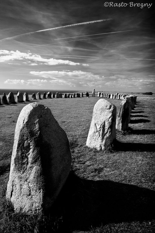 Viking_RuinsBW1.jpg :: Viking Ruins Sweden BW