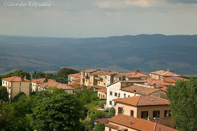 Volterra Tuscany.jpg