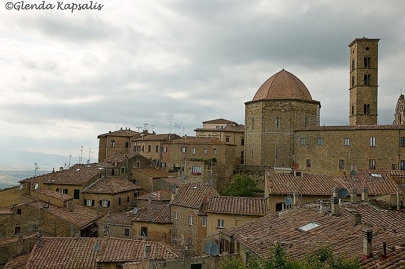 Volterra2 Tuscany.jpg