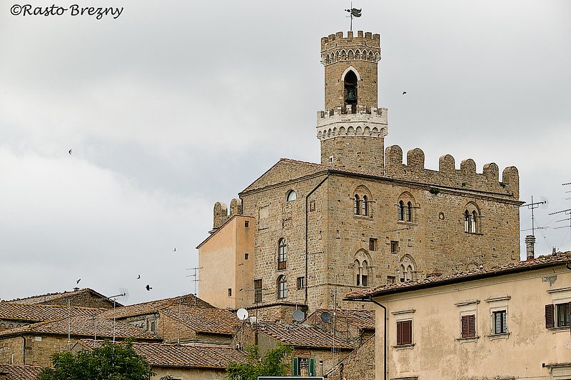 Volterra3 Tuscany.jpg