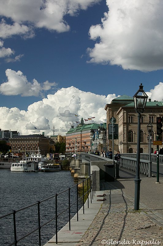 Walking Bridge2 Stockholm.jpg
