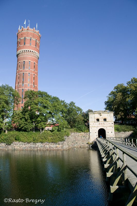 Water Tower2 Kalmar Sweden.jpg