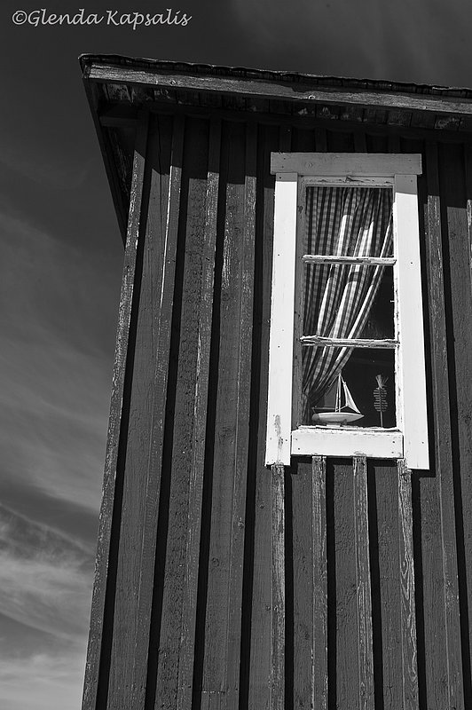 Window_SwedenBW1.jpg :: Window in Sweden BW