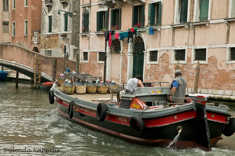 Wine Delivery Venice.jpg