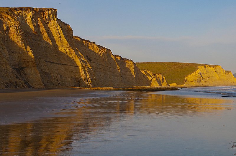 Cliffs Point Reyes 75128-2_Chang.jpg