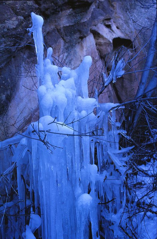 Frozen Waterfall Red Rocks Park Golden Colorado (CR-0018-1s).jpg
