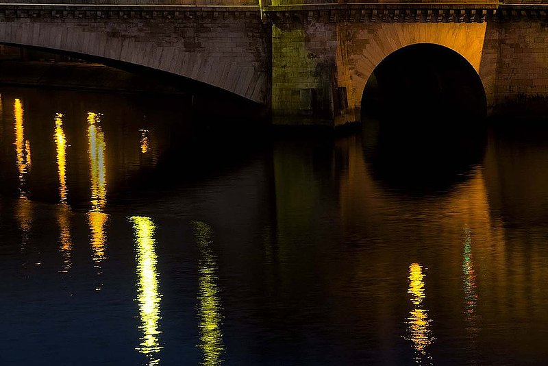 ParisBridge_03.jpg :: Pont de la Tournelle Bridge, Paris 