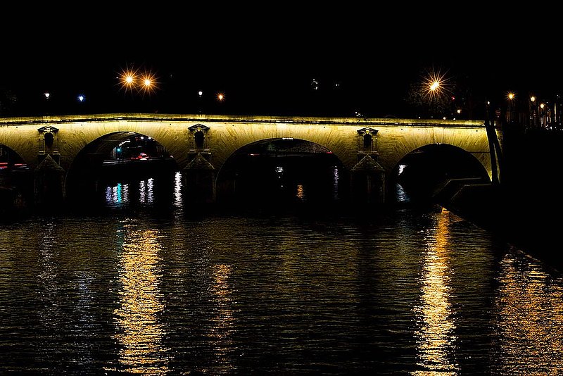 ParisBridge_07.jpg :: Pont Marie, Paris