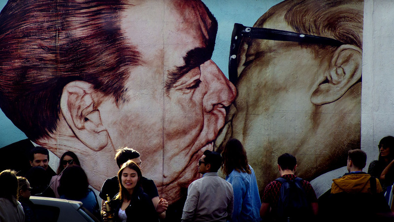 Berlin Wall 2.jpg :: Fraternal Kiss by Dmitri Vrubel, Berlin Wall