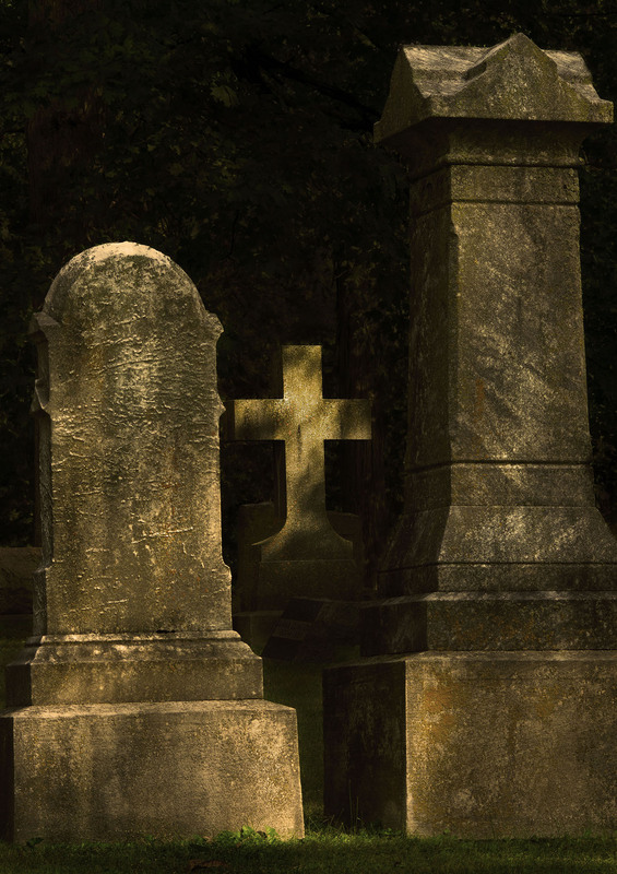 Cross4_OakRidge.jpg :: Cross Tombstone: Robert P. Johnston, Died 1882 and Maria, wife of Robert, Died 1862 (Age 24)