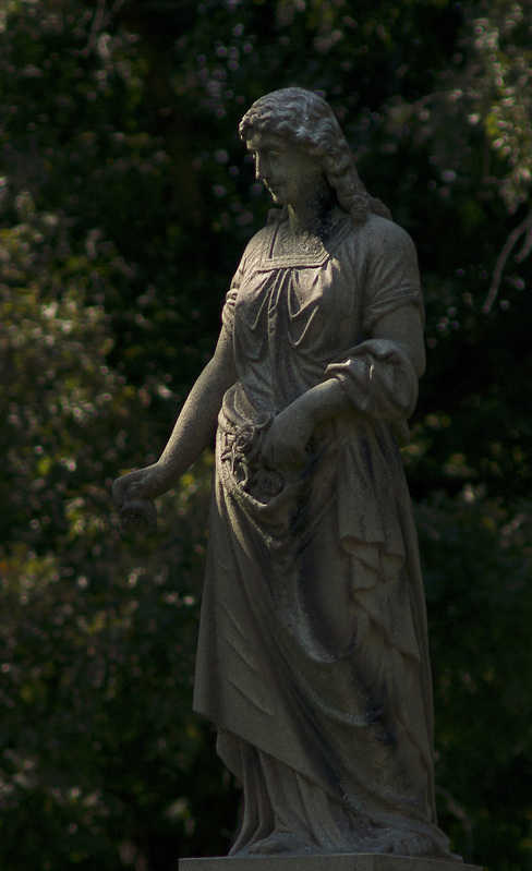 Million2.jpg :: Statue on Obelisk, Tombstone for Dr. John L. Million 1826-1902 (Age 76) and Mary, his wife 1832-1909 (Age 77)