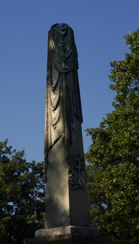 Obelisk1_OakRidge.jpg :: Obelisk Tombstone for Josephus Gratton 1806-1876 and Eveline, his wife 1814-1892