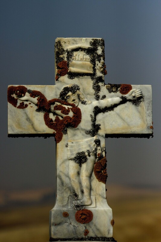 Palouse14.jpg :: Cross in Cemetery, The Palouse Region in SE Washington State, USA