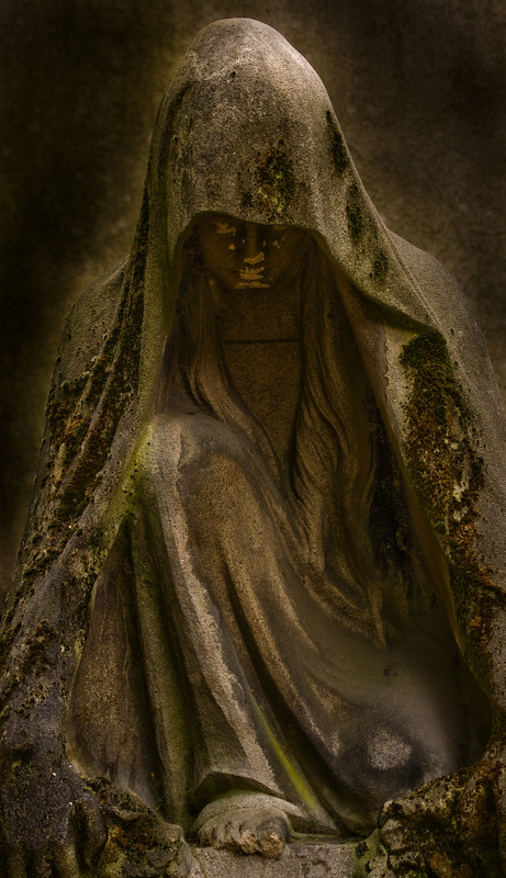 Pere Lachaise Cemetery 5.jpg :: Pere Lachaise Cemetery, Paris, France