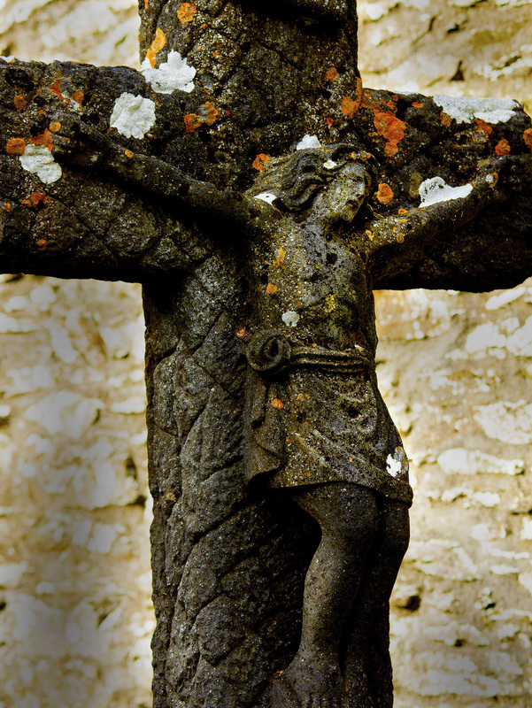Stone Cross.jpg :: Stone Crucifix, Irish Cemetery 