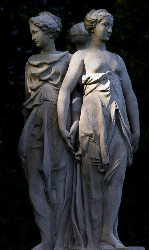 ThreeGraces1.jpg :: The Three Graces, Original by Germain Pilon, Allerton Park and Retreat Center 