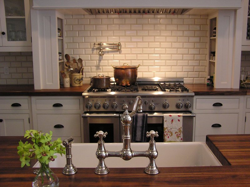 Farmhouse Sink.jpg