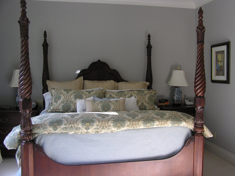 Master Bedroom.jpg